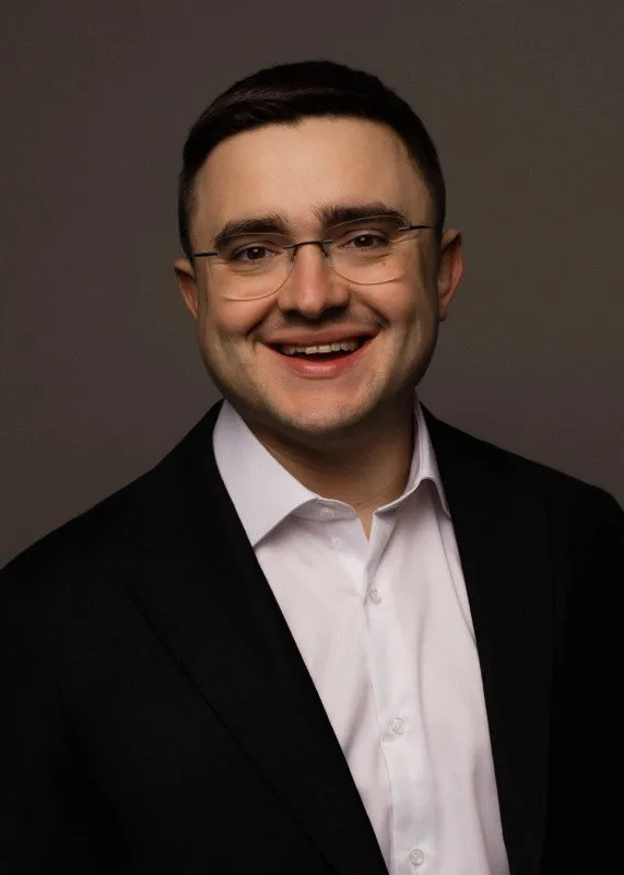 Артем Дмитренко