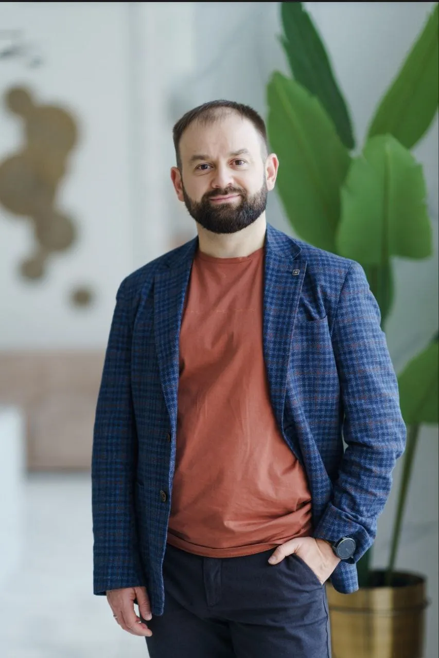 Денис Кащеев